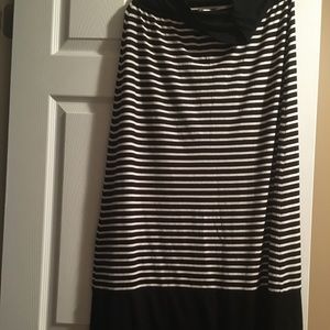 Max studio flap over maxi skirt